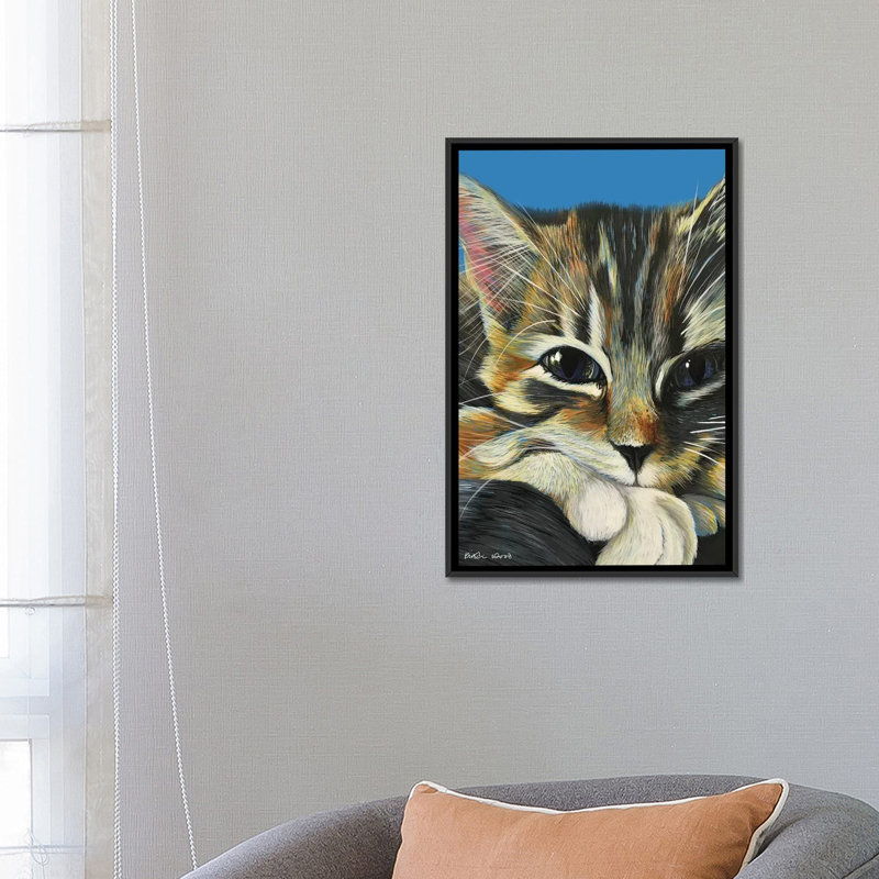 «Tabby on Blue», impression sur toile, H 26 po x l 18 po x P 1,5 po, Papier d'art encadré noir
