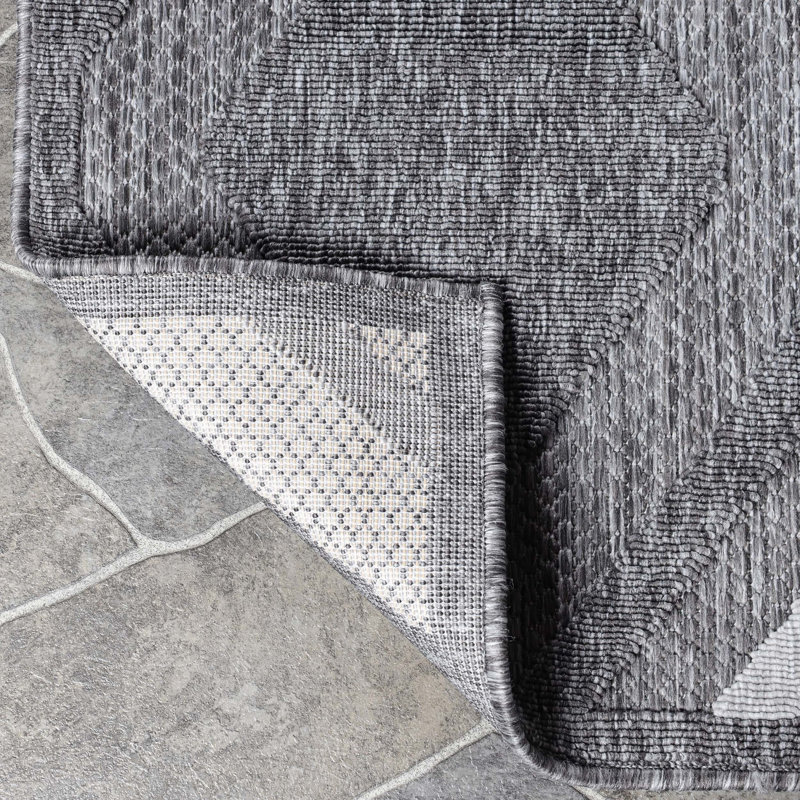 Mayura Geometric Indoor / Outdoor Rug, Rectangle 6' x 8'10"
