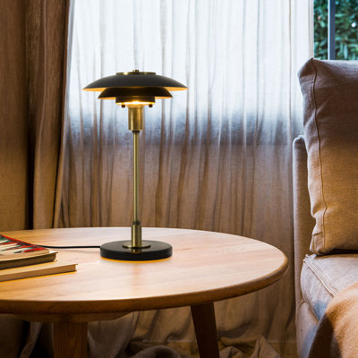 Lampe de table Rancho Mirage - noir mat et abat-jour doré, laiton vieilli, base en marbre noir