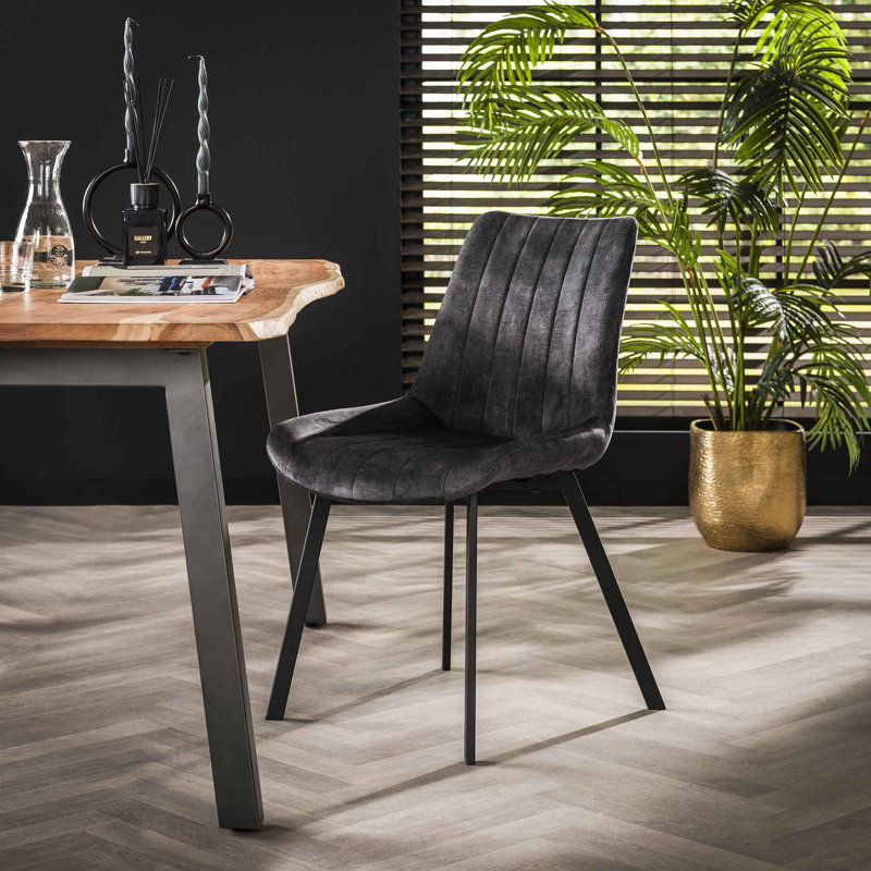 Brecksville 48cm H Velvet Upholstered Side Chair, Schwarze