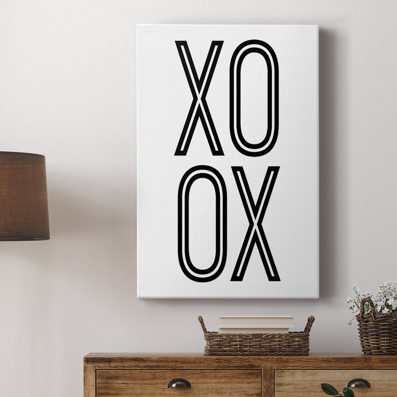 «Bold Love I» - galerie tendue sur mesure Cavas, H 18 po x l 12 po