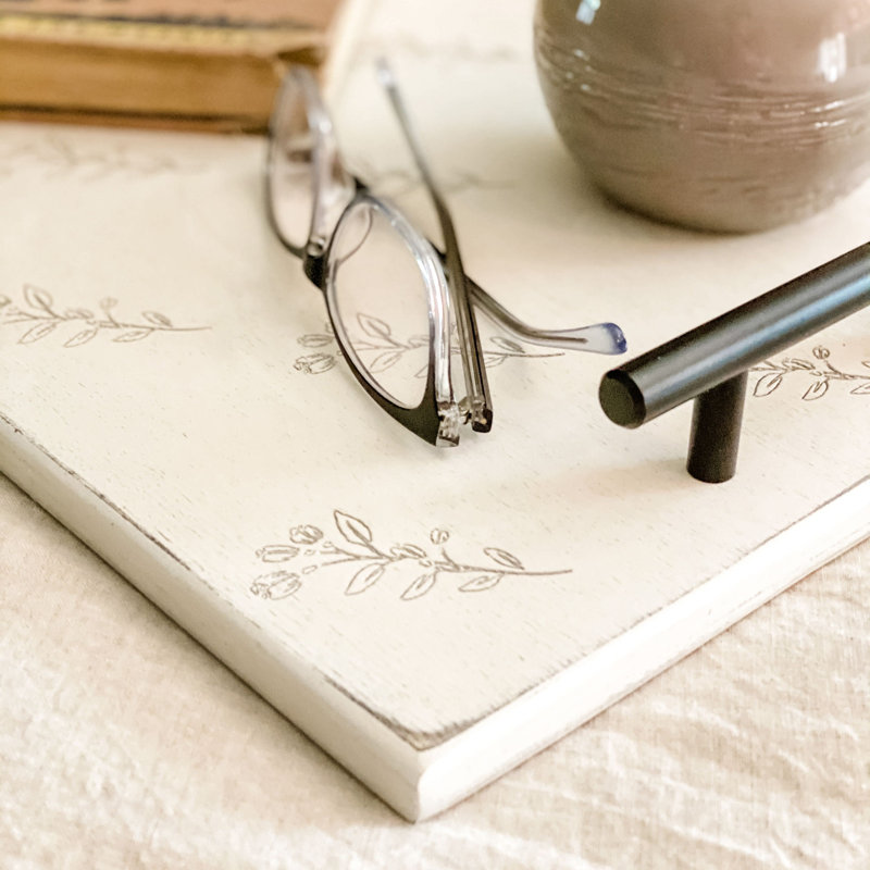 Mazella Solid Wood Serving Tray – Handmade Farmhouse Breakfast in Bed Tray with Handles, White Floral Accent