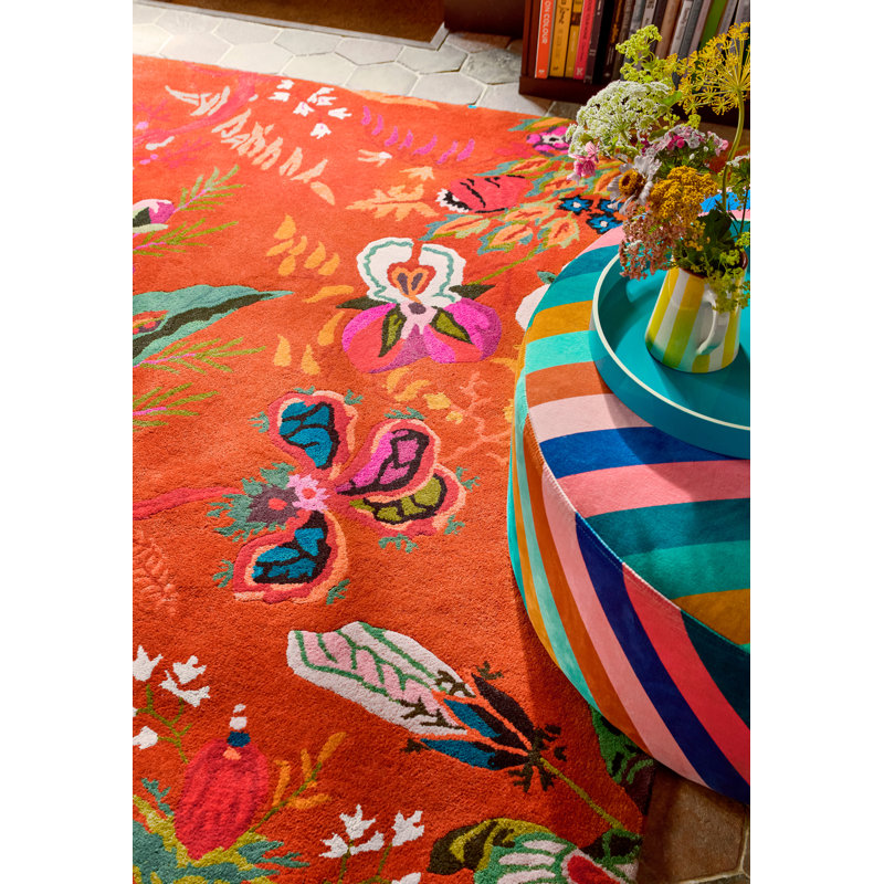 Wonderland Hand Tufted Wool/Viscose Floral Area Rug in Amber/Lapis, Rectangle 5'7" x 7'10"