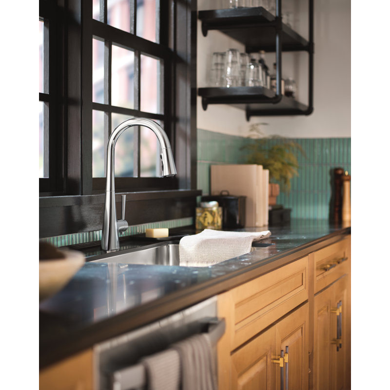 Moen Kurv Single Handle Pulldown Kitchen Faucet with Power Clean Technology, Chrome, Voice Controlled
