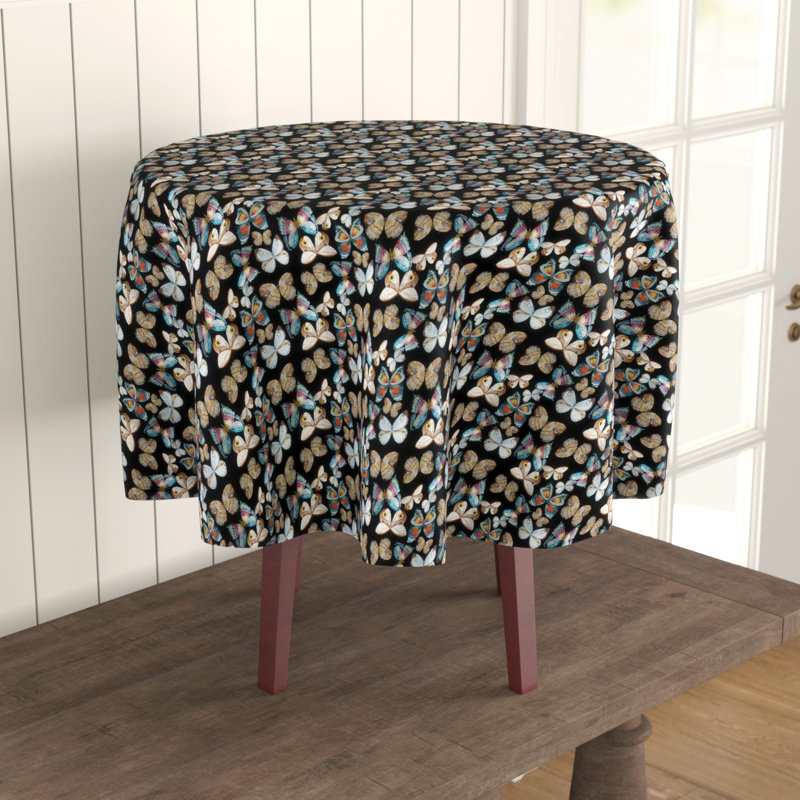 Annika Geometric Round Tablecloth, 108" L x 108" W