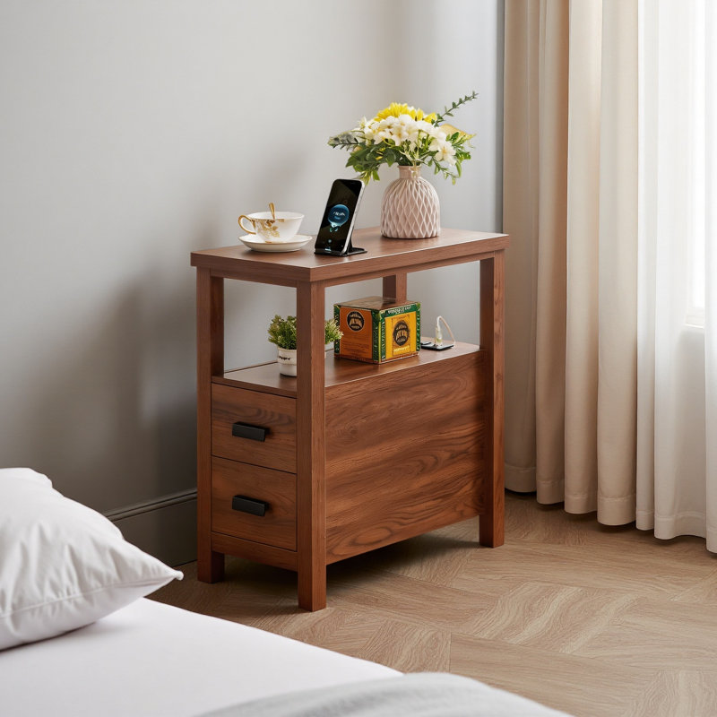 Table de bout avec station de charge, tables d'appoint avec ports et prises USB, table d'appoint avec 2 tiroirs, petite table de chevet en bois