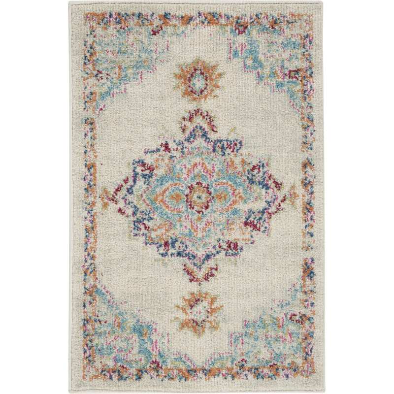 Tapis gris traditionnel Augusta, Rectangle 1 pi 10 po x 2 pi 10 po