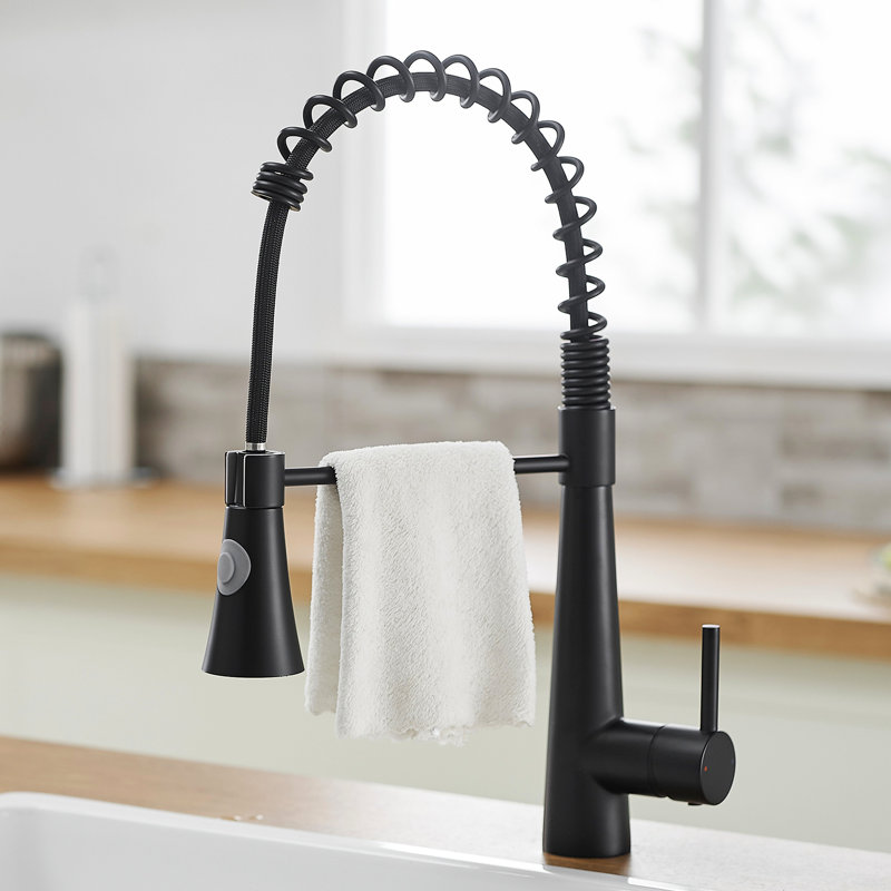 Single Handle Black Kitchen Faucet - Pull Out For Convenient Water Access Elegant Matte Upscale Kitchens, Matte Black