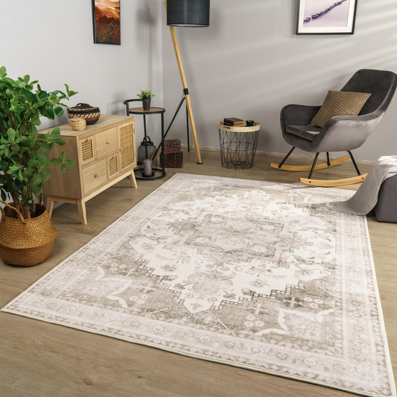 Juliaunna Washable Oriental Indoor Rug, Rectangle 5'3" x 7'3"