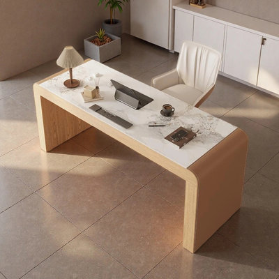 Bureau italien minimaliste