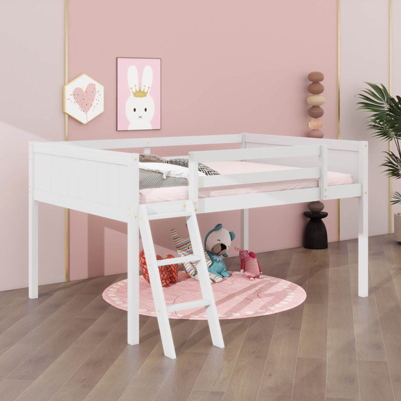 Un lit bas en bois double avec une échelle, Blanc