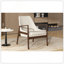 Fauteuil d'appoint Mid-Century moderne avec structure en bois massif et dossier haut pour le salon