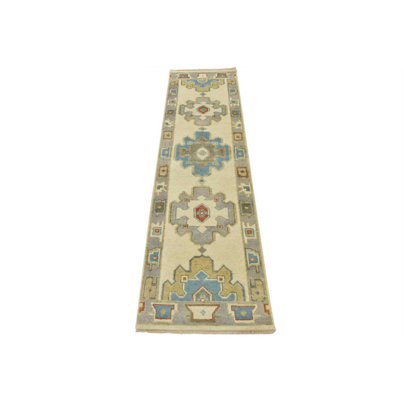 Tapis blanc unique de 2 pi 5 po x 8 pi 1 po
