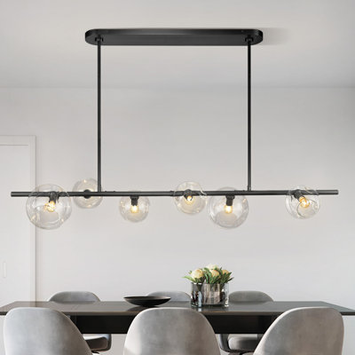 Suspension linéaire moderne à 6 lumières de 60 pouces avec abat-jour en verre transparent, pour îlot de cuisine.