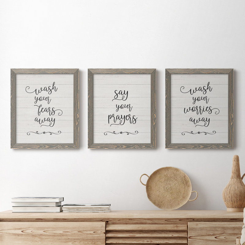 «Say Your Prayers», ensemble de 3 encadrements d'art textuel sur toile, H 37,5 po x l 82,5 po x P 1,5 po, gris