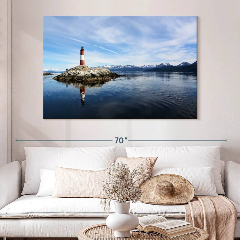 Aletra Les Eclaireurs Lighthouse
