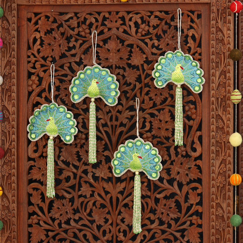 Figurine suspendue à billes glorious peacock