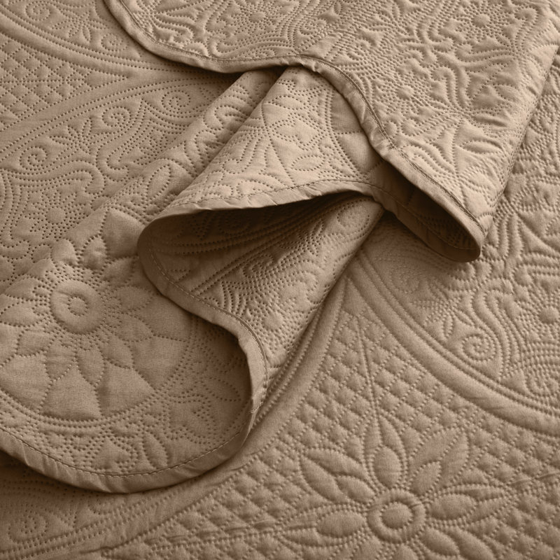 Ensemble de couvre-lit matelassé à motif floral ultra doux - Confort léger et toutes saisons avec taies décoratives assorties