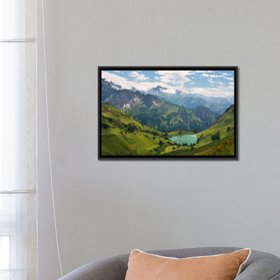 «Scenic Swiss Alpes Spring Mountain Landscape», reproduction de photo sur toile tendue