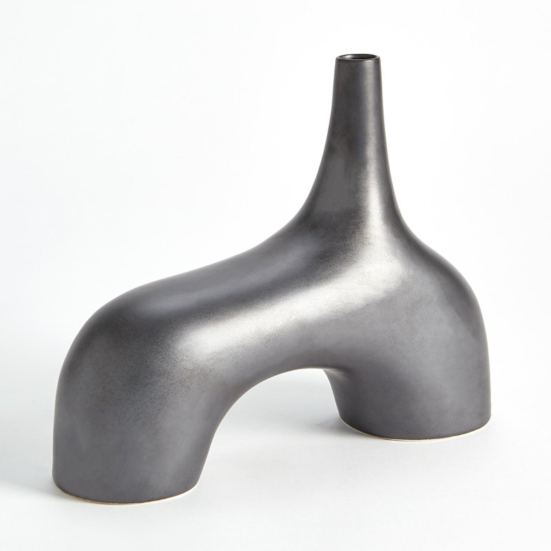 Vase de table en grès fait à la main, H 10 po x l 13 po x P 4 po, Noir