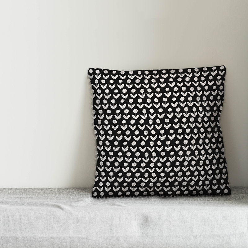  Coussin Drawn Flowers, Noir, 16 po x 1 po