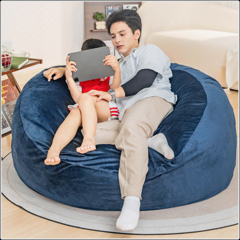 Fauteuil à billes Giant, Velours litchi bleu foncé