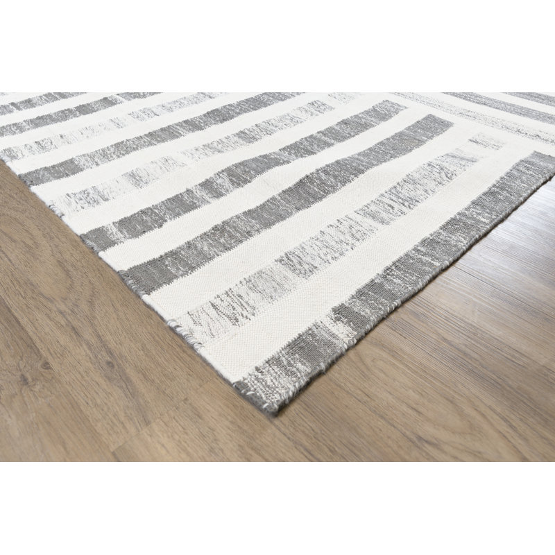 Jovia Silver Area Rug, Rectangle 8' x 10'
