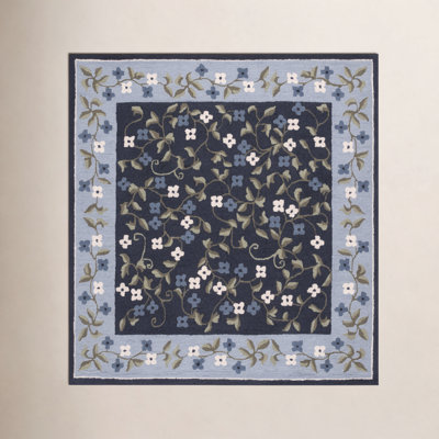 Hand-Tufted Wool Floral Outdoor Rug