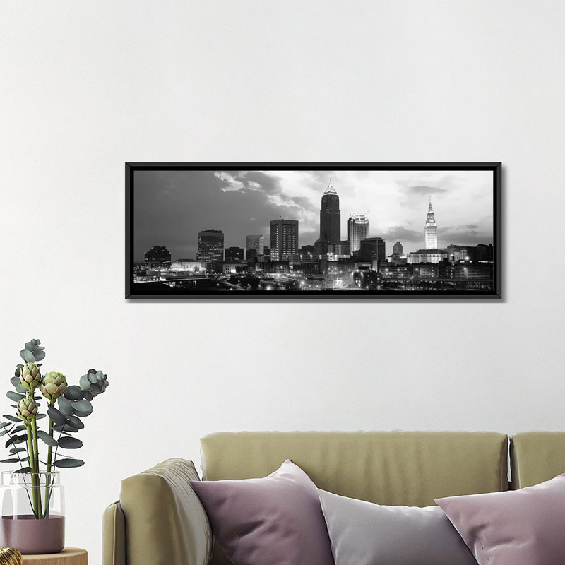 «Cleveland Panoramic Skyline Cityscape», reproduction de photo sur toile en noir et blanc, H 16 po x l 48 po x P 1,5 po