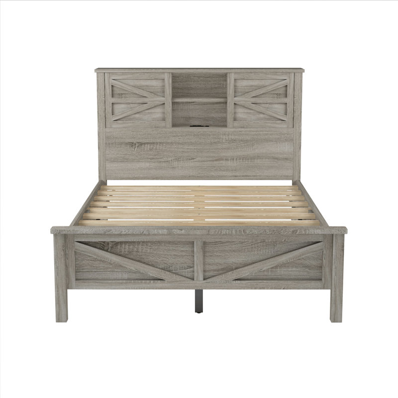 Lit plateforme Farmhouse avec porte de grange coulissante double, lit en bois rustique avec station de charge, support à lattes de bois