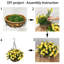 Fleurs artificielles suspendues dans un panier-1836026177