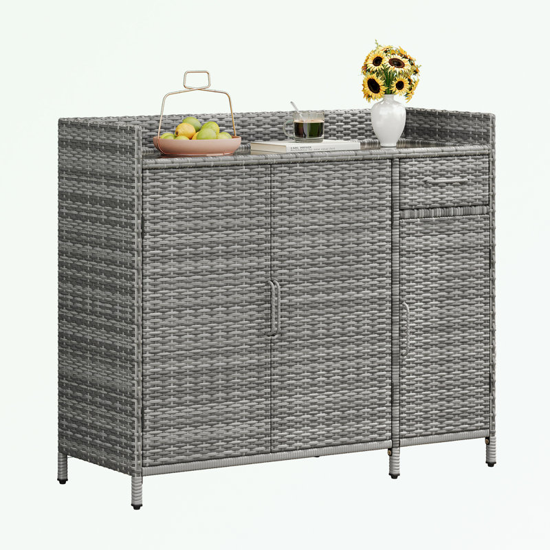 Table de bar en osier avec plateau en verre trempé, tablette réglable et tiroir, Gris