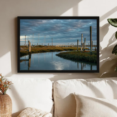 Toile noire encadrée en bois noir pour le salon, la chambre à coucher, le bureau ou le vestibule - décoration murale décorative avec ligne d'horizon de la voie d'eau