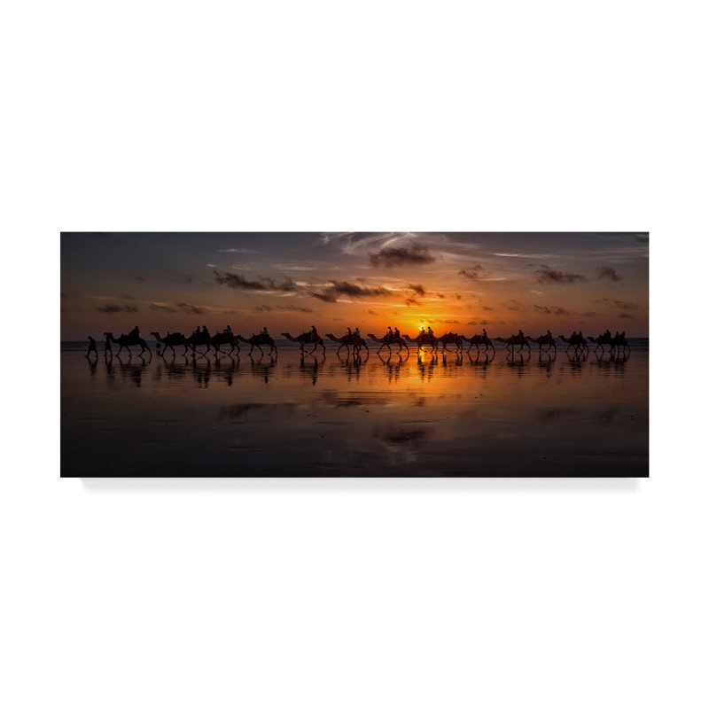 «Sunset Camel Safari» par Martella, reproduction de photo sur toile tendue, H 8 po x l 19 po x P 2 po