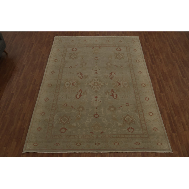 Versatile beauty: Ziegler Oriental Area Rug 9x12