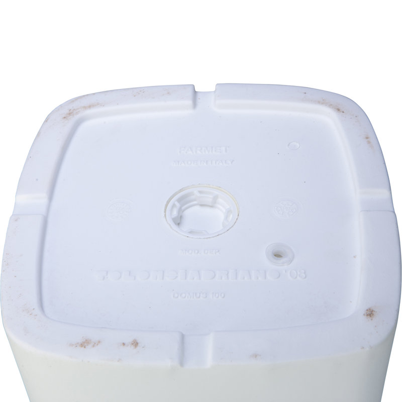 23 in. Domus Planter - White, White