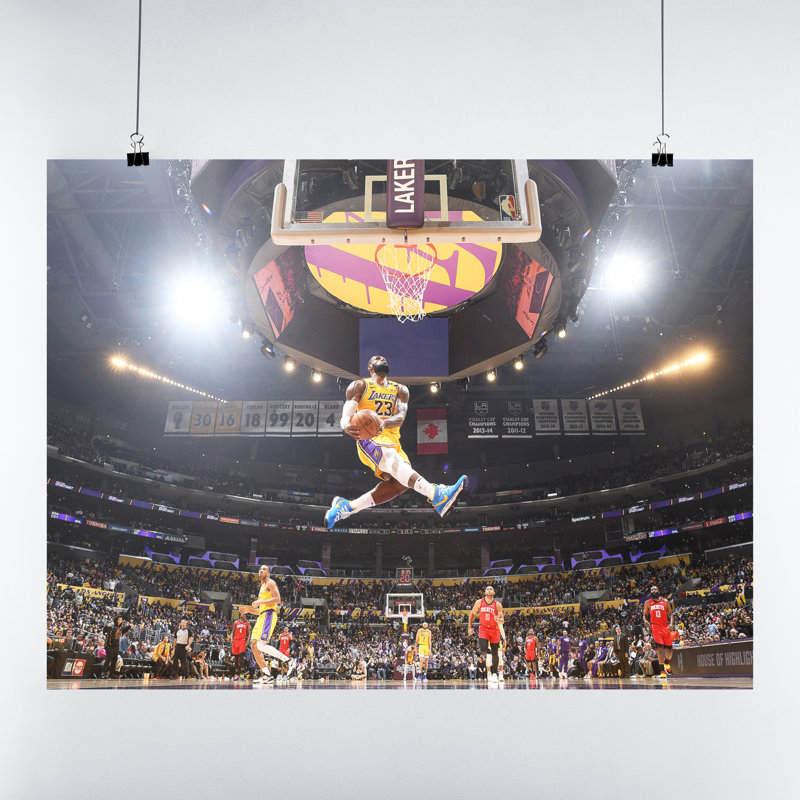 Papier peint mural Lebron James Flying Dunk NBA Basketball Sport Wallart, H 24 po x l 32 po x P 0,1 po