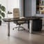 Bureau en bois manufacturé courbé noir et argent avec 3 tiroirs-131410913