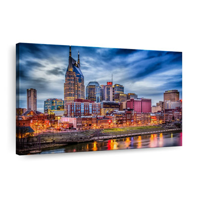 " Vivid Nashville Skyline "