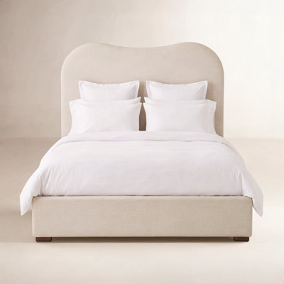 Marcie Upholstered Scalloped Bed