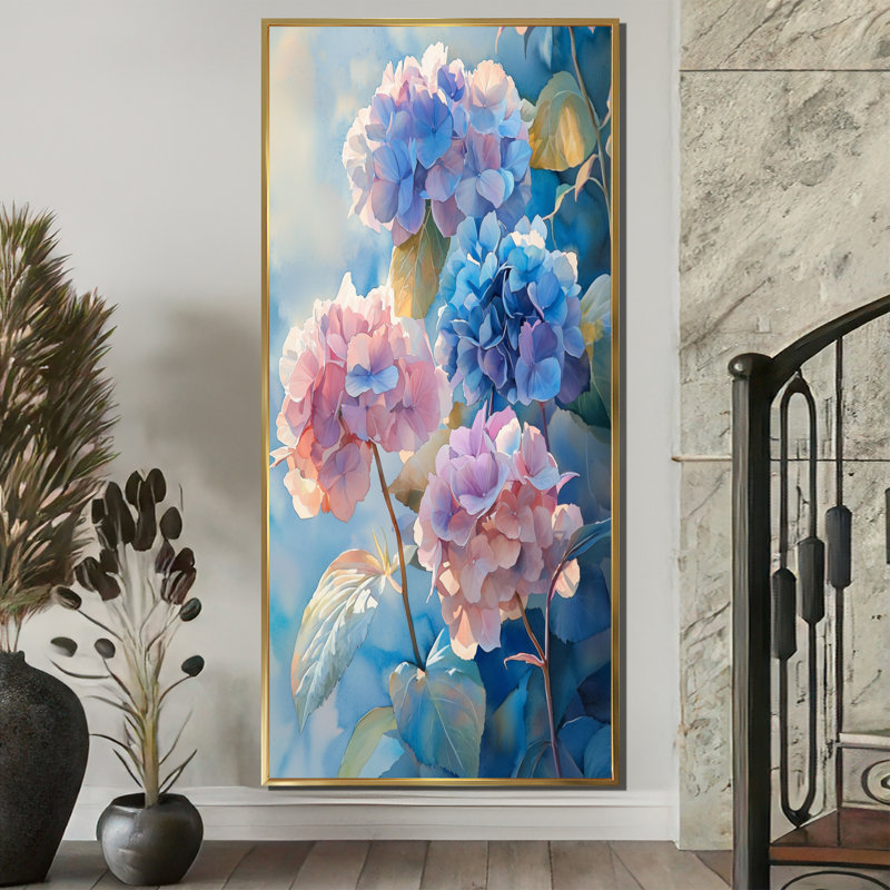 Hydrangeas In The Morning Light II - Hydrangea, reproduction d'art sur toile encadrée, H 60 po x l 28 po, Doré