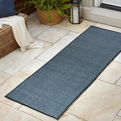 Tapis intérieur / extérieur rayé bleu marine / ivoire Fincham Aarhus