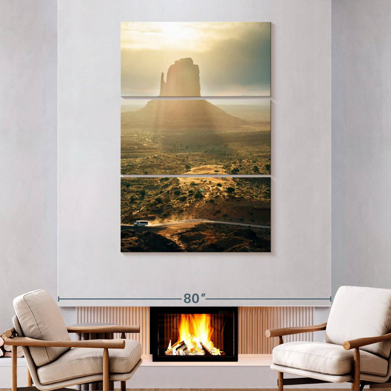 Nicci Monument Valley Arizona Sunrise, H 74 po x l 48 po
