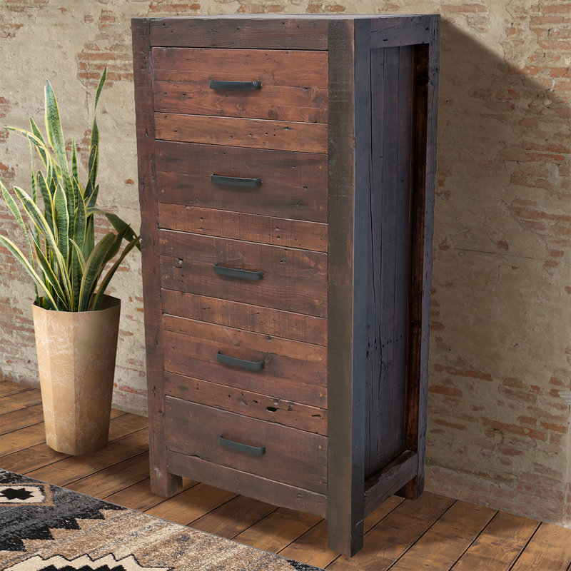 Kilan Chest