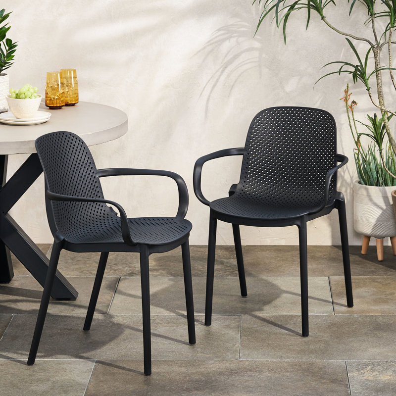 Chaise d'extérieur en polypropylène noir pour l'extérieur