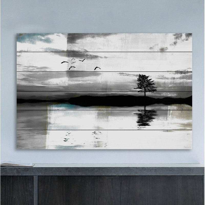 «Lone Lake Tree» par Parvez Taj - impression sur bois, H 16 po x l 24 po x P 1,5 po