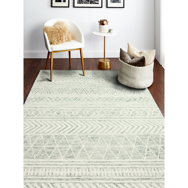 Handmade Green Wool Tufted Geometric 5' x 7' Rug