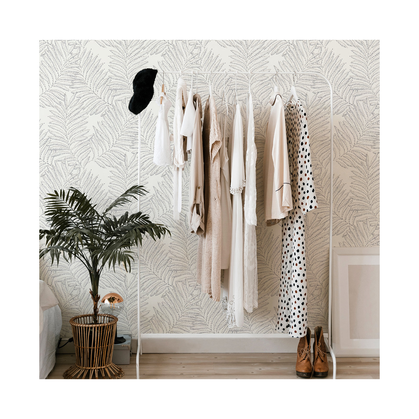 Palmina Modern Floral Wallpaper, Gray