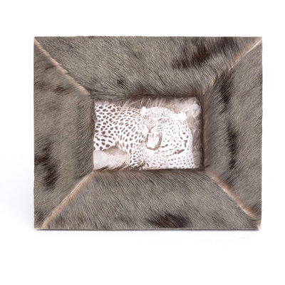 Wildebeest Hide 4" x 6" Picture Frame