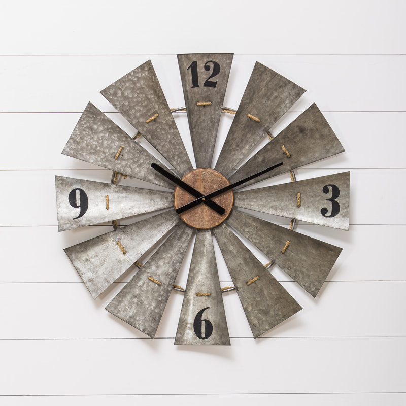 Le Metal Wall Clock